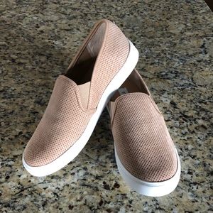 Steve Madden Slip-on shoes